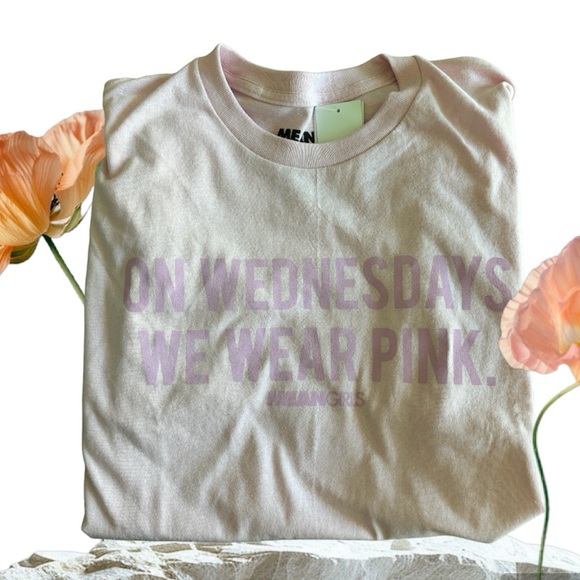 NWT ON WEDNESDAYS WE WEAR PINK LARGE - Picture 2 of 3